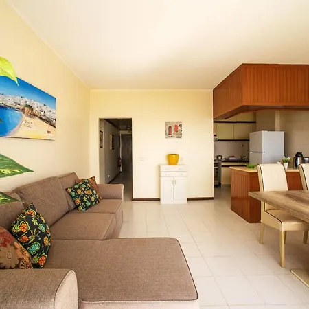 Torre Da Rocha By Interhome Apartment Portimão
